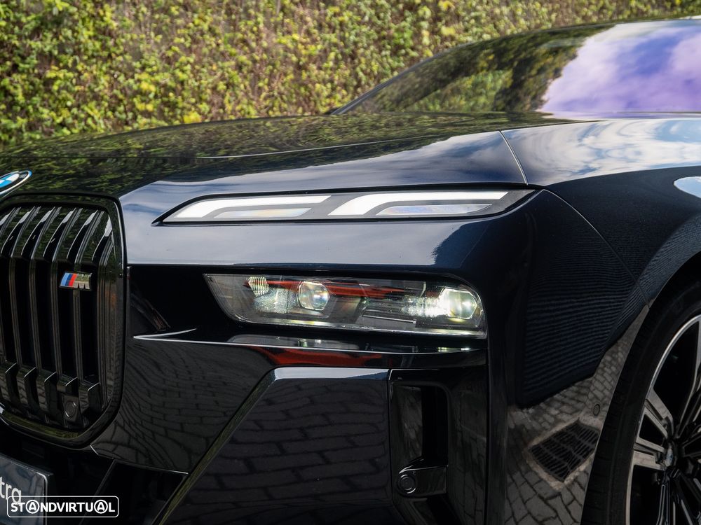 BMW 760 M760e xDrive - 10