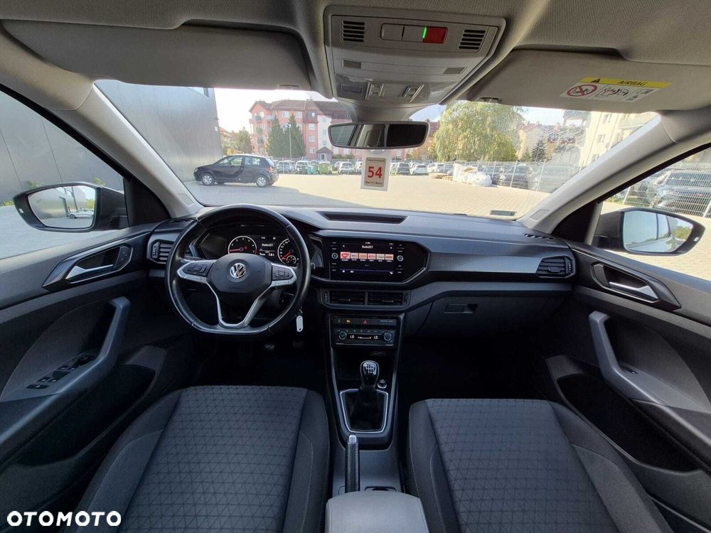 Volkswagen T-Cross - 21