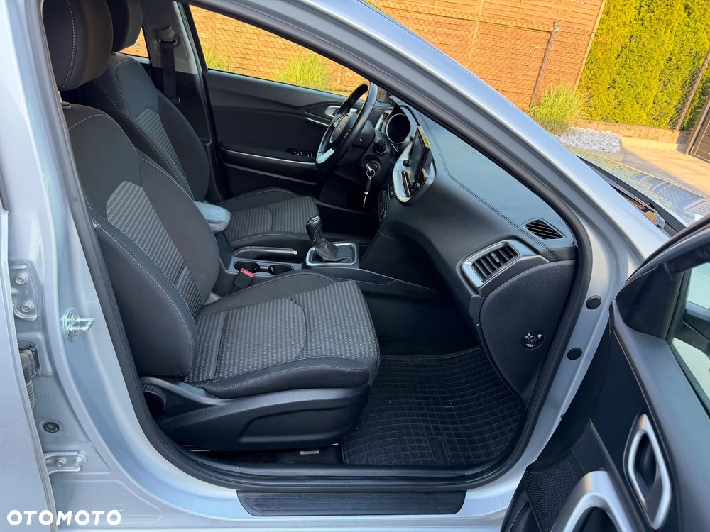 Kia Ceed 1.5 T-GDI M - 29