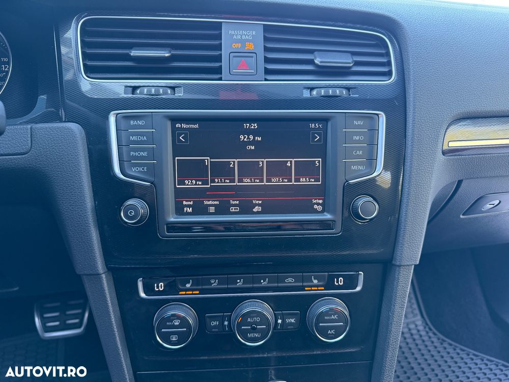 Volkswagen Golf 2.0 GTI DSG - 12