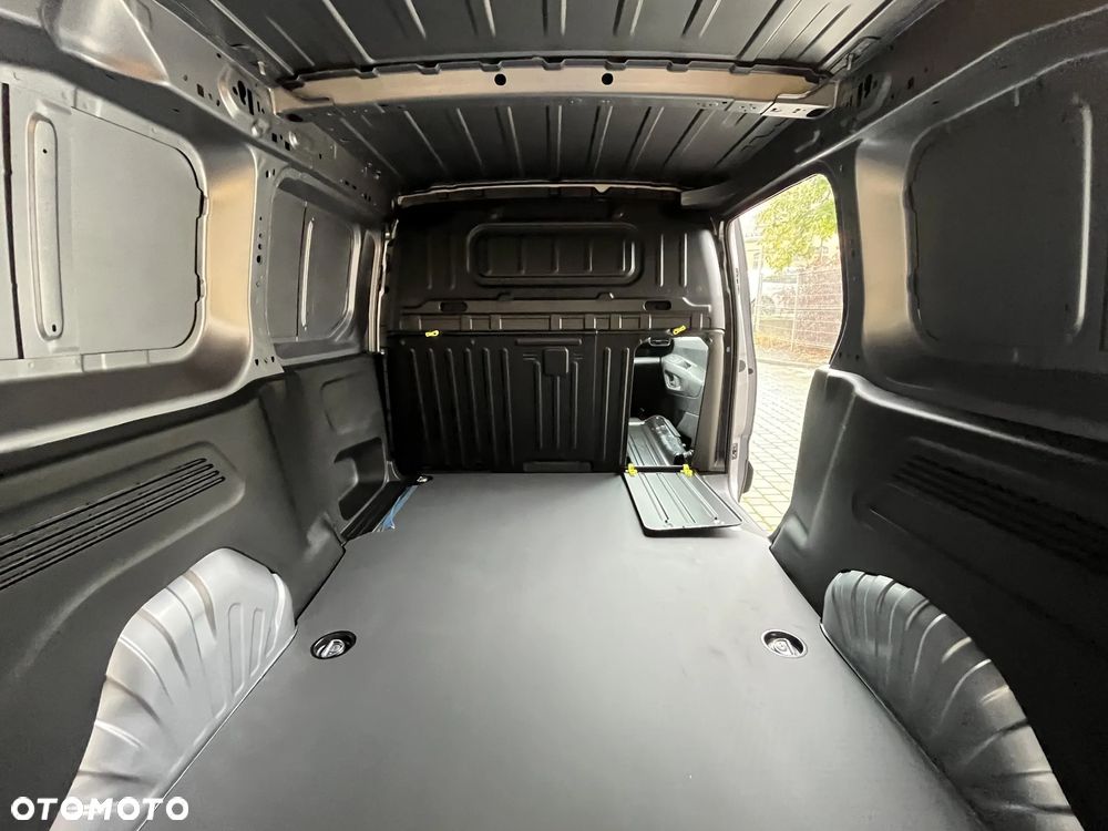 Toyota PROACE CITY ELECTRIC LONG - 10