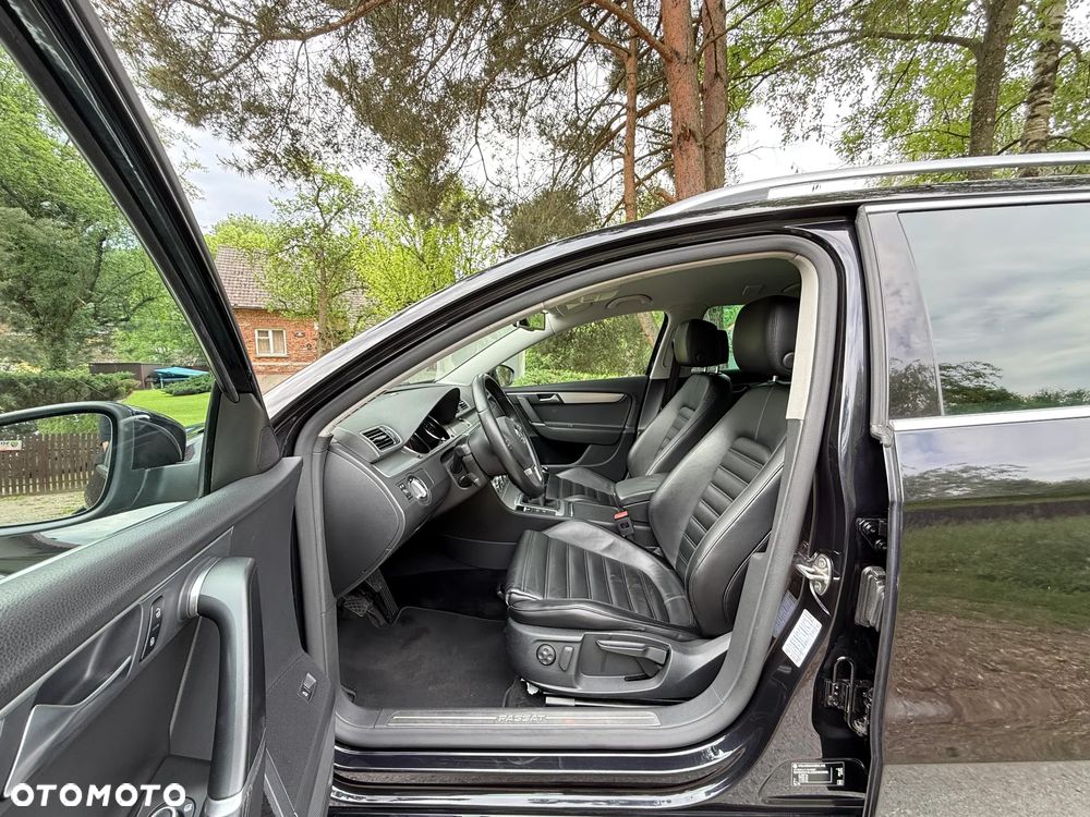 Volkswagen Passat Variant 2.0 Blue TDI SCR Highline - 15