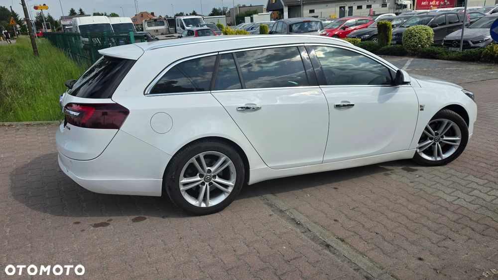 Opel Insignia - 17