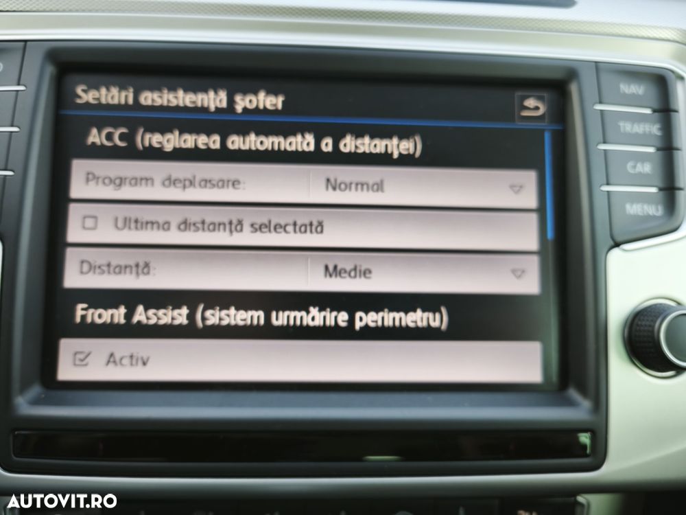 Volkswagen Passat 2.0 TDI DSG Comfortline - 21