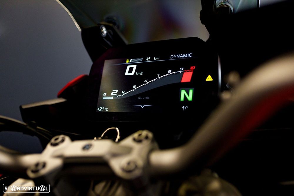 BMW F 900 XR 4R90 - 13