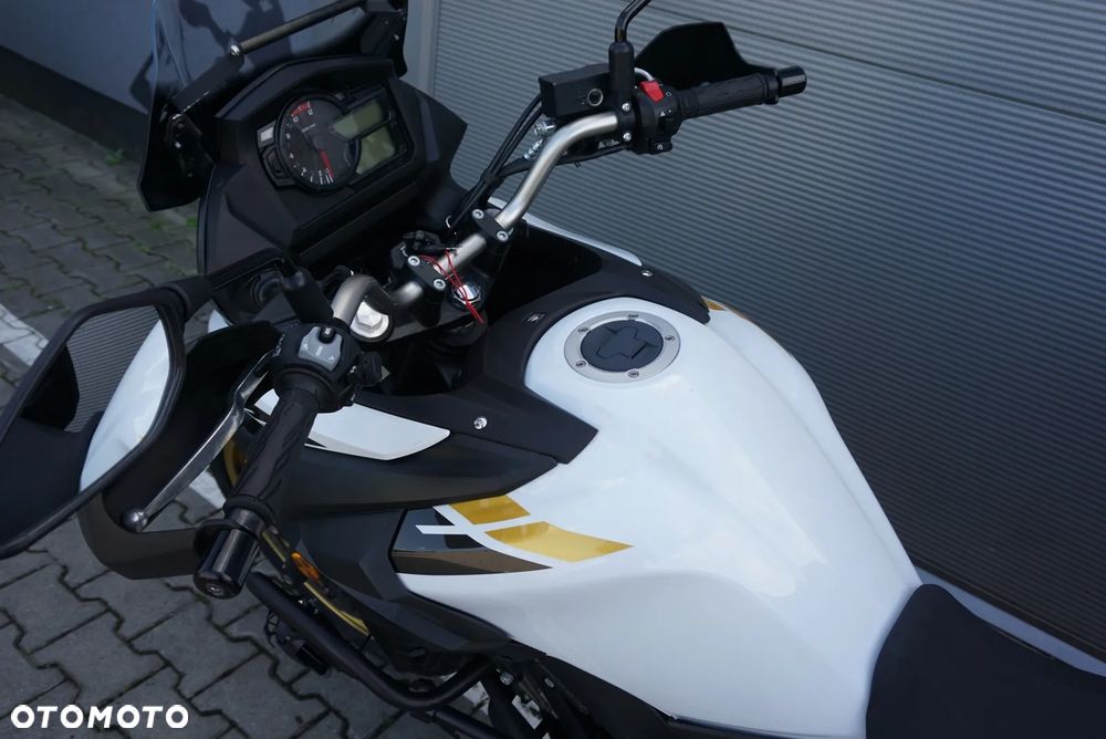 Suzuki V-STROM - 7