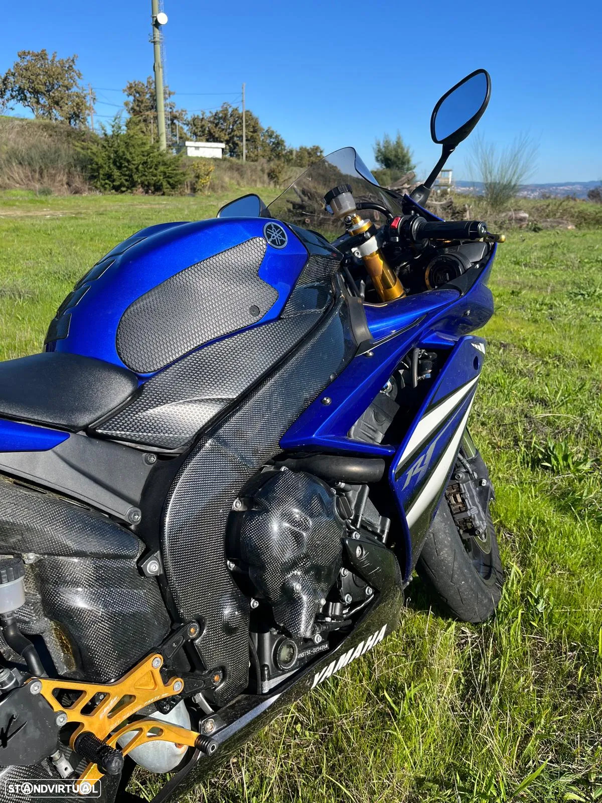 Yamaha YZF R1 - 4