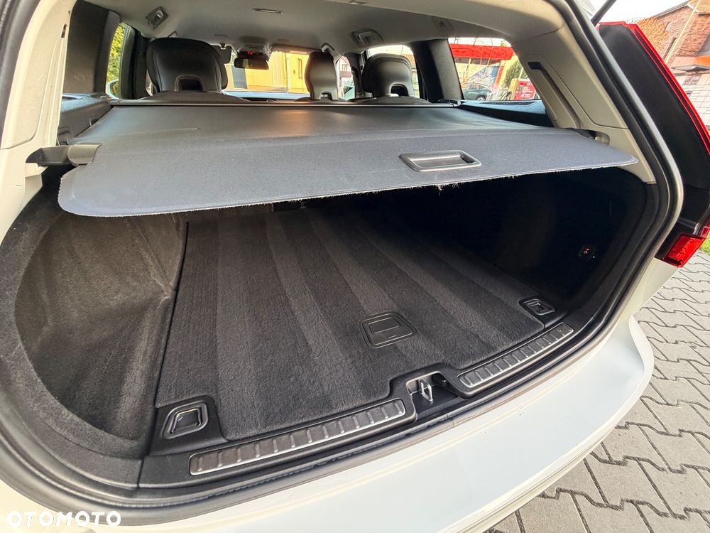Volvo V60 T4 Geartronic Momentum Pro - 15