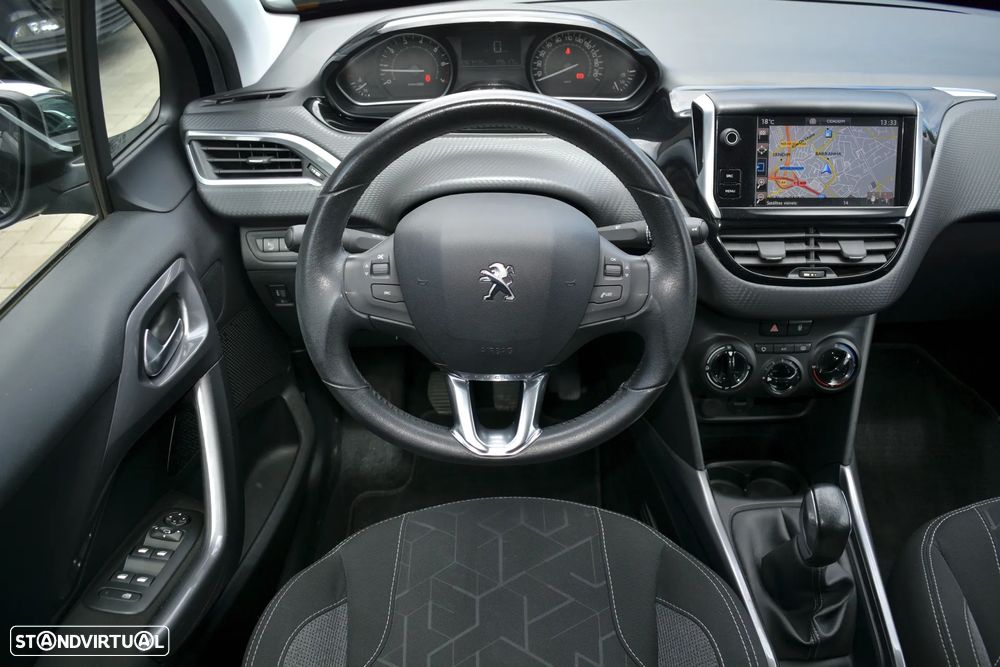 Peugeot 2008 1.2 PureTech Style - 2