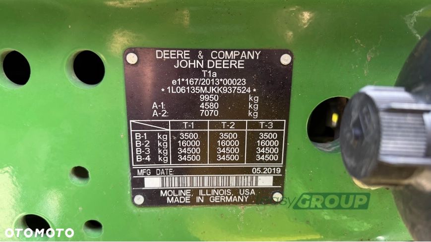 John Deere 6135M - 12