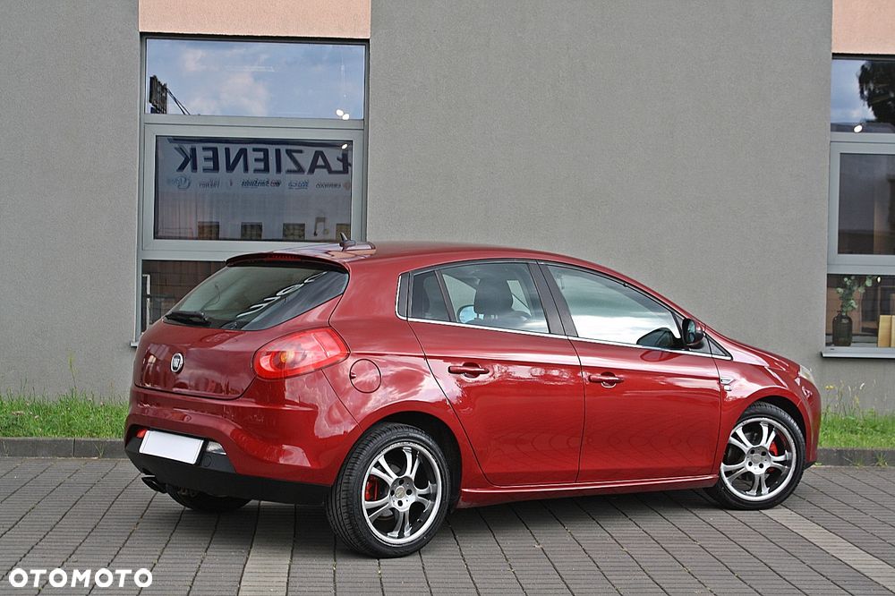 Fiat Bravo 1.4 T-JET 16V Sport Plus - 32
