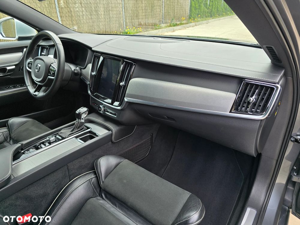 Volvo V90 D4 Geartronic R Design - 26
