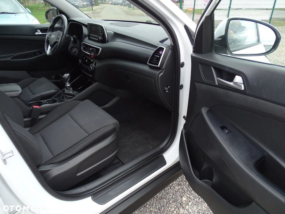 Hyundai Tucson 1.6 GDI BlueDrive Comfort 2WD - 17