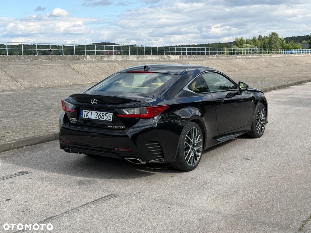 Lexus RC - 17