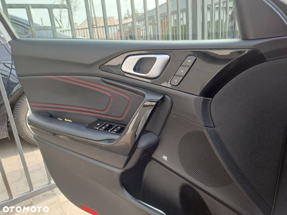 Kia Ceed 1.6 T-GDI DCT7 OPF GT - 19