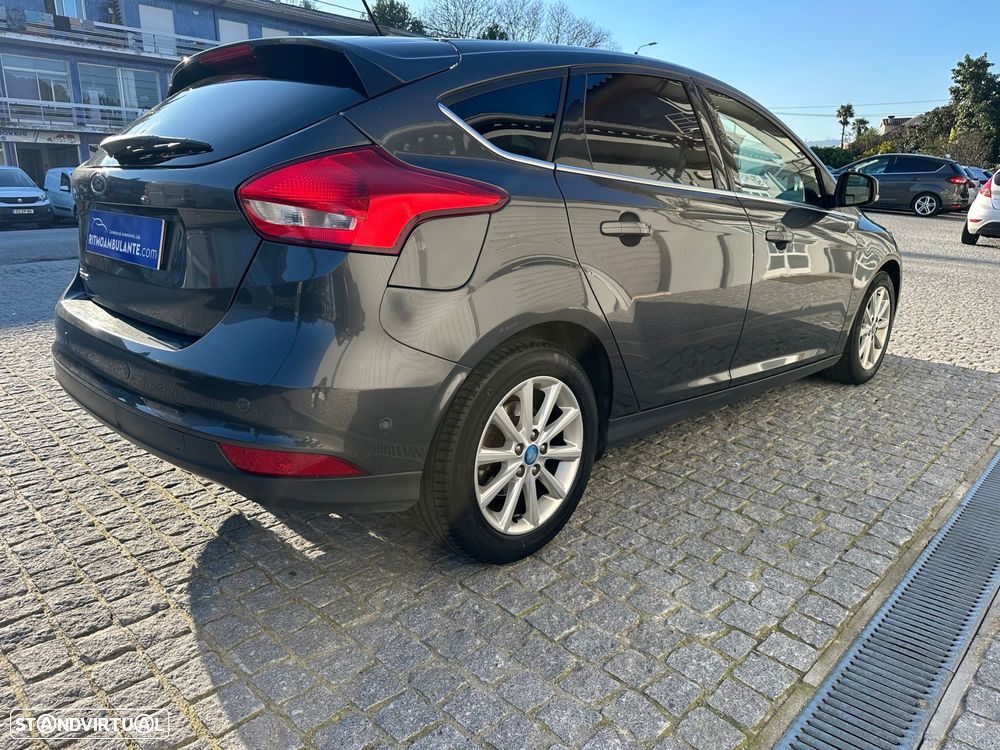 Ford Focus 1.0 SCTi Titanium - 3
