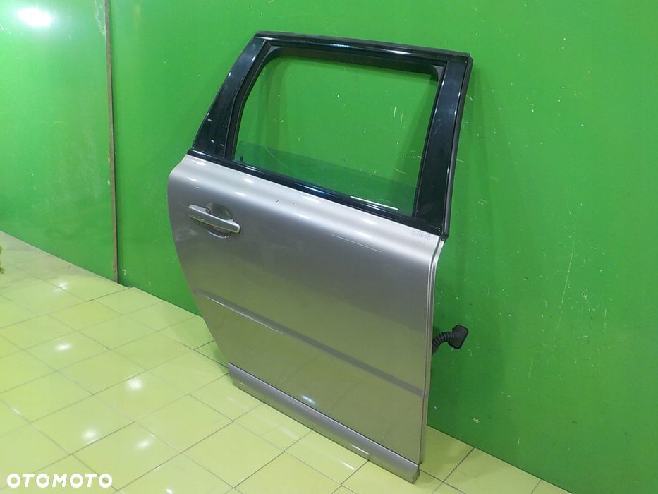 VOLVO V70 III R-DESIGN 2.0 D 09r KOMBI drzwi prawe tyl kompletne - 8