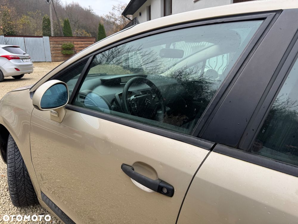 Citroën C4 - 11