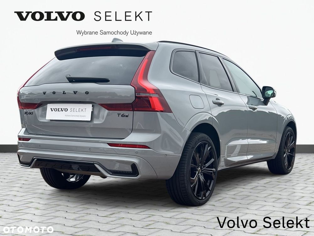 Volvo XC 60 T6 AWD Recharge Plus Black Edition - 6