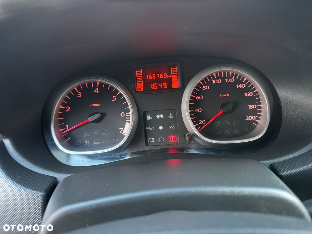 Dacia Duster 1.6 16V 105 4x2 Celebration - 23