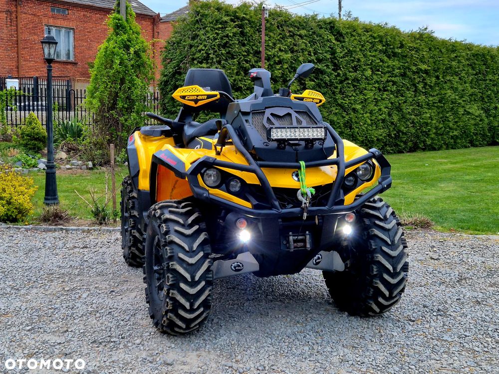 Can-Am Outlander Max - 2