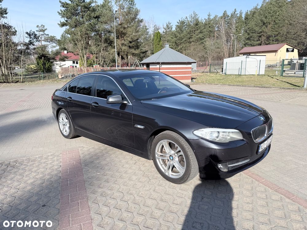 BMW Seria 5 535i xDrive Luxury Line - 2