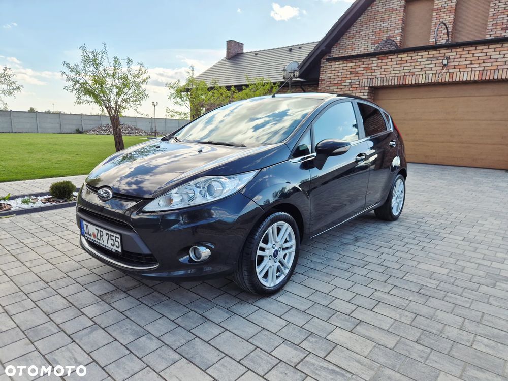 Ford Fiesta 1.4 Champions Edition - 1