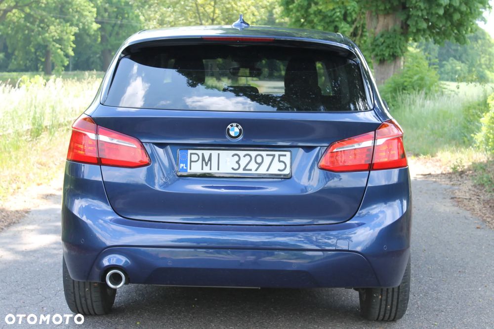 BMW Seria 2 216d - 18