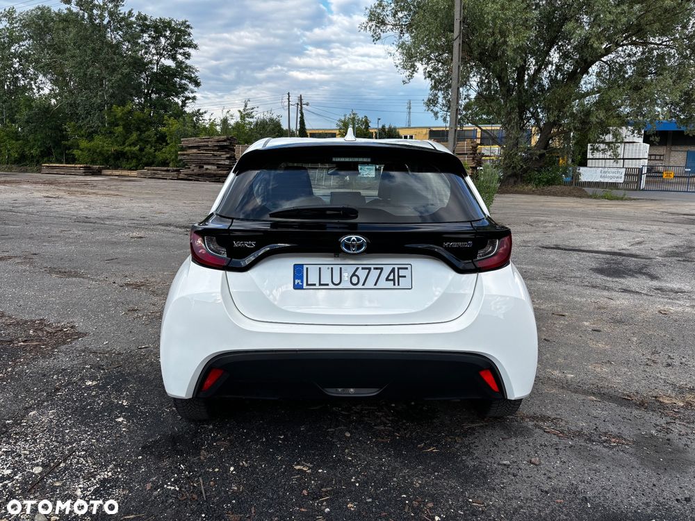 Toyota Yaris - 4