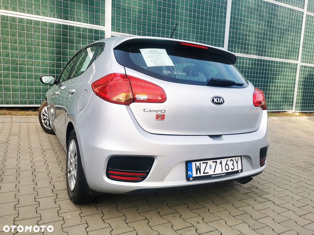 Kia Ceed Cee'd 1.6 GDI M - 7