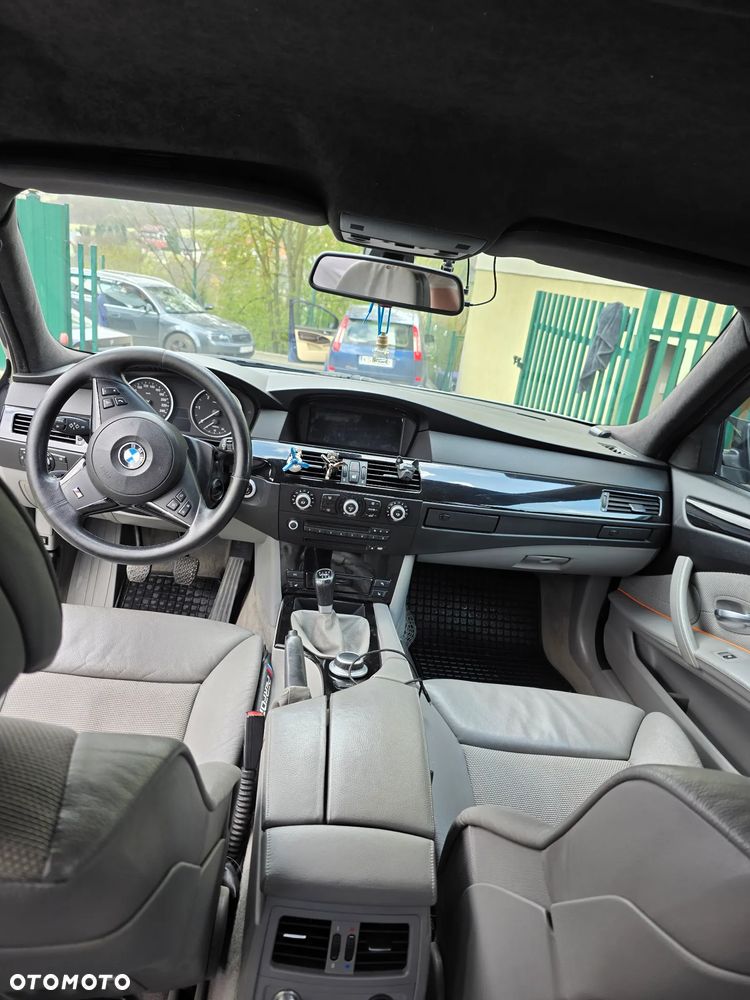 BMW Seria 5 530d - 14