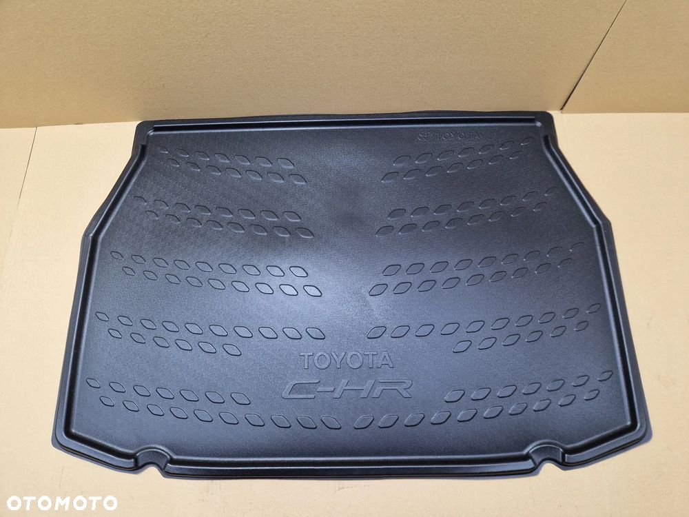 Oryginalne MATA PODŁOGA Toyota CH-R