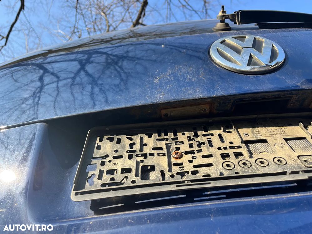 Haion spate VW Volkswagen Touran non facelift albastru 2005 - 5