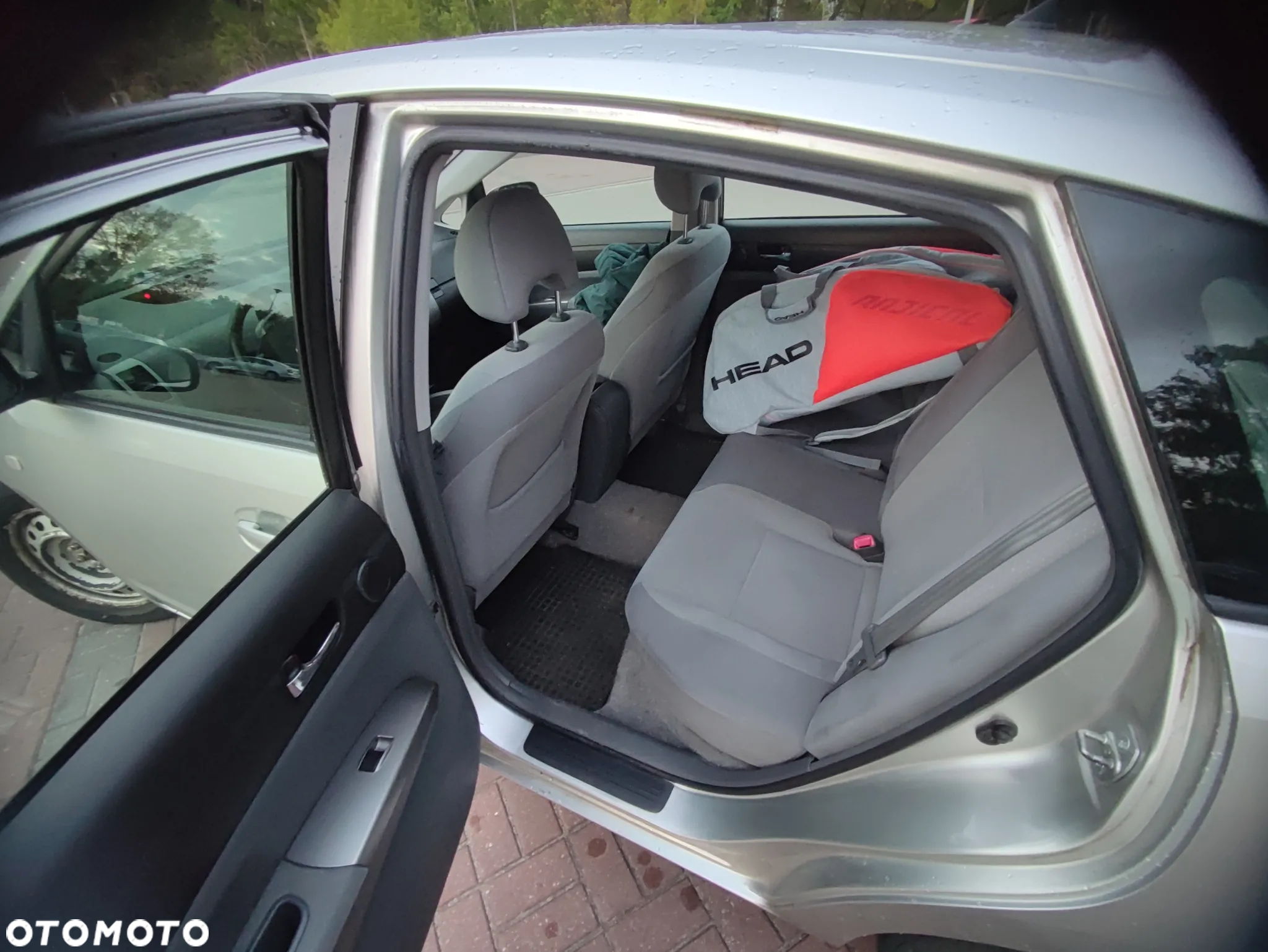 Toyota Prius - 2