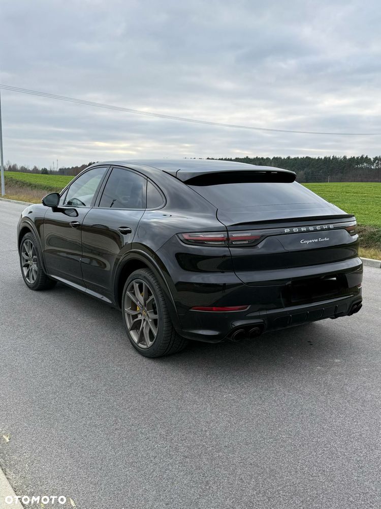 Porsche Cayenne - 2