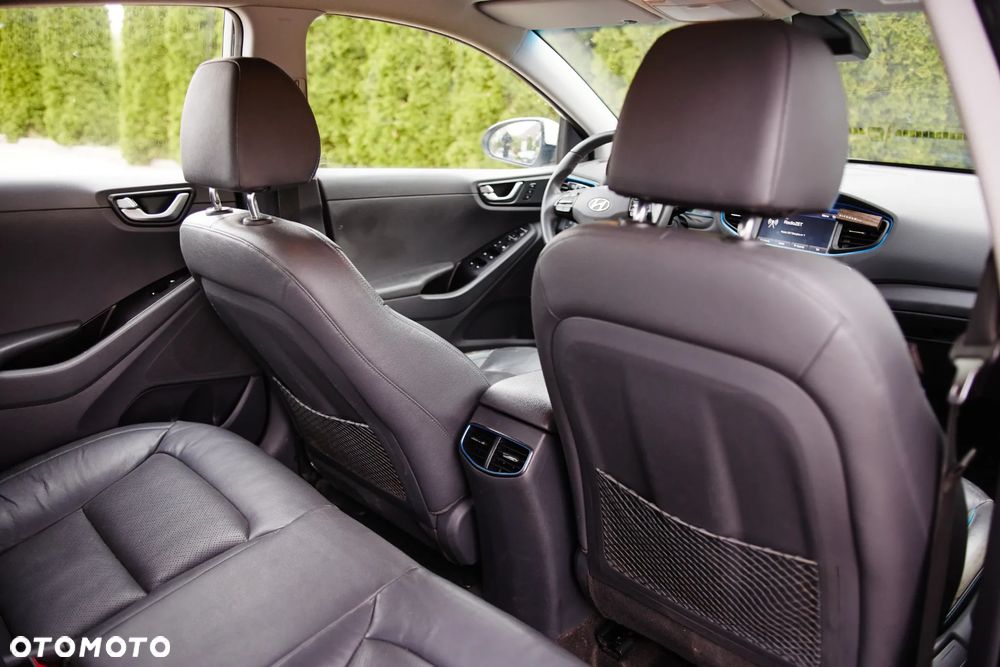 Hyundai IONIQ Hybrid Platinum - 29