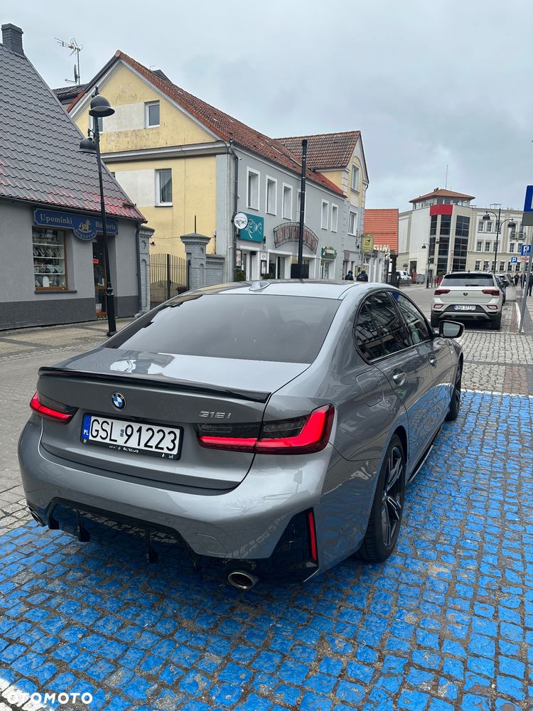 BMW Seria 3 318i M Sport - 24