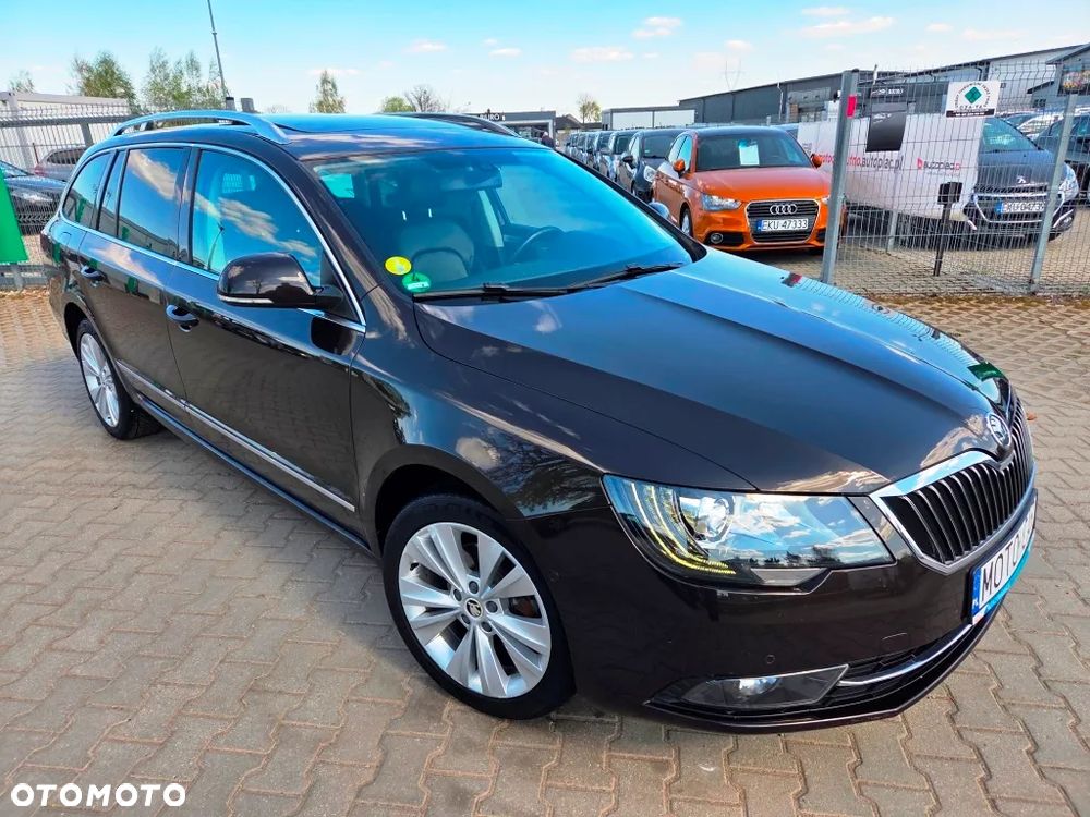 Skoda Superb 1.6 TDI Platinum DSG - 4