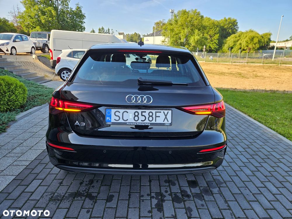 Audi A3 Sportback 30 TFSI mHEV S tronic - 11