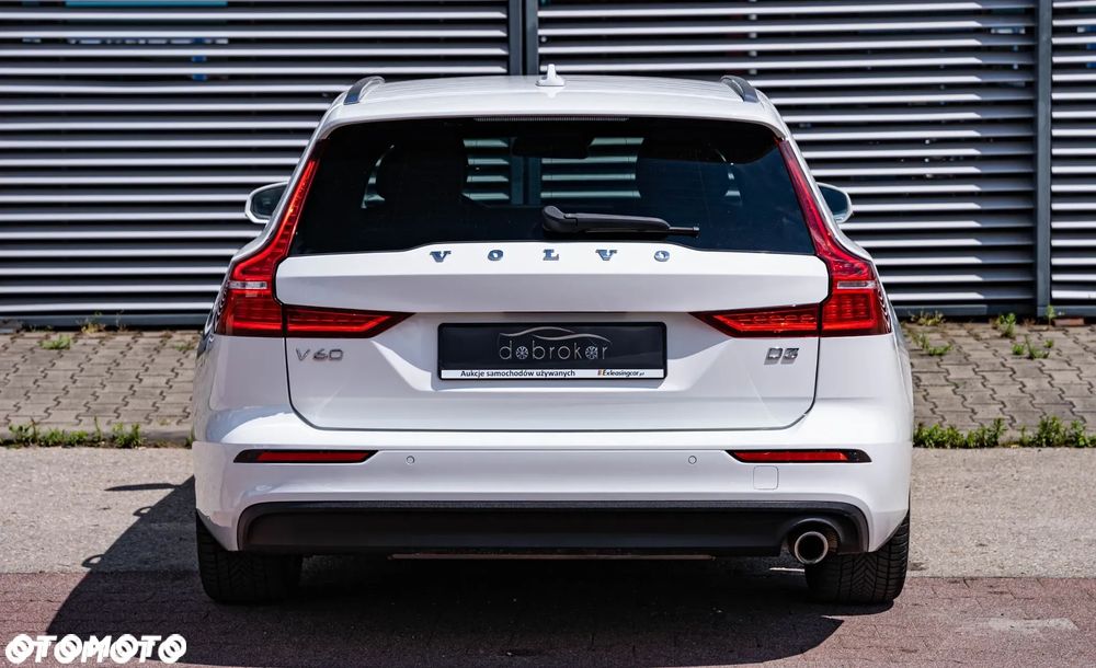 Volvo V60 D3 Geartronic Momentum - 11