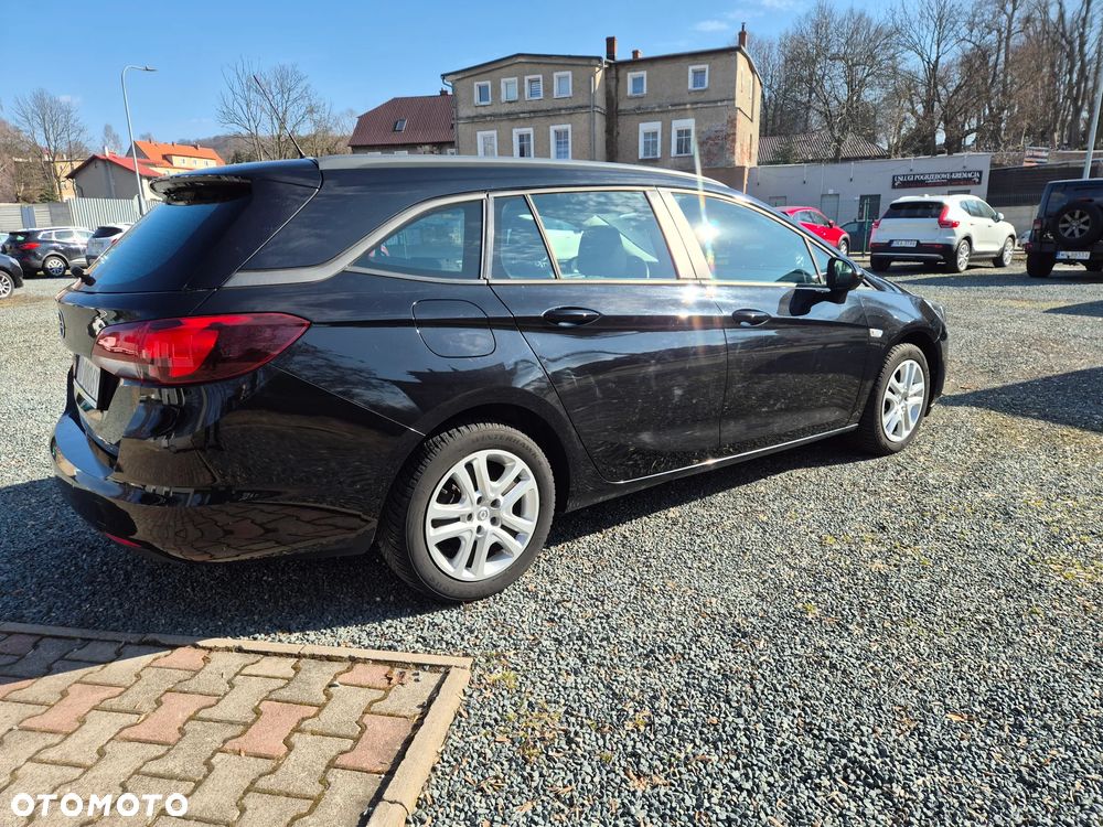 Opel Astra 1.5 CDTI Edition S&S - 32