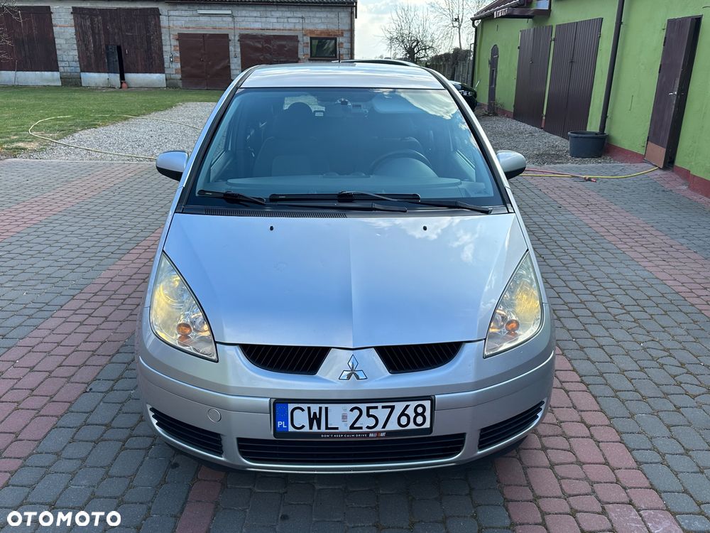 Mitsubishi Colt - 3