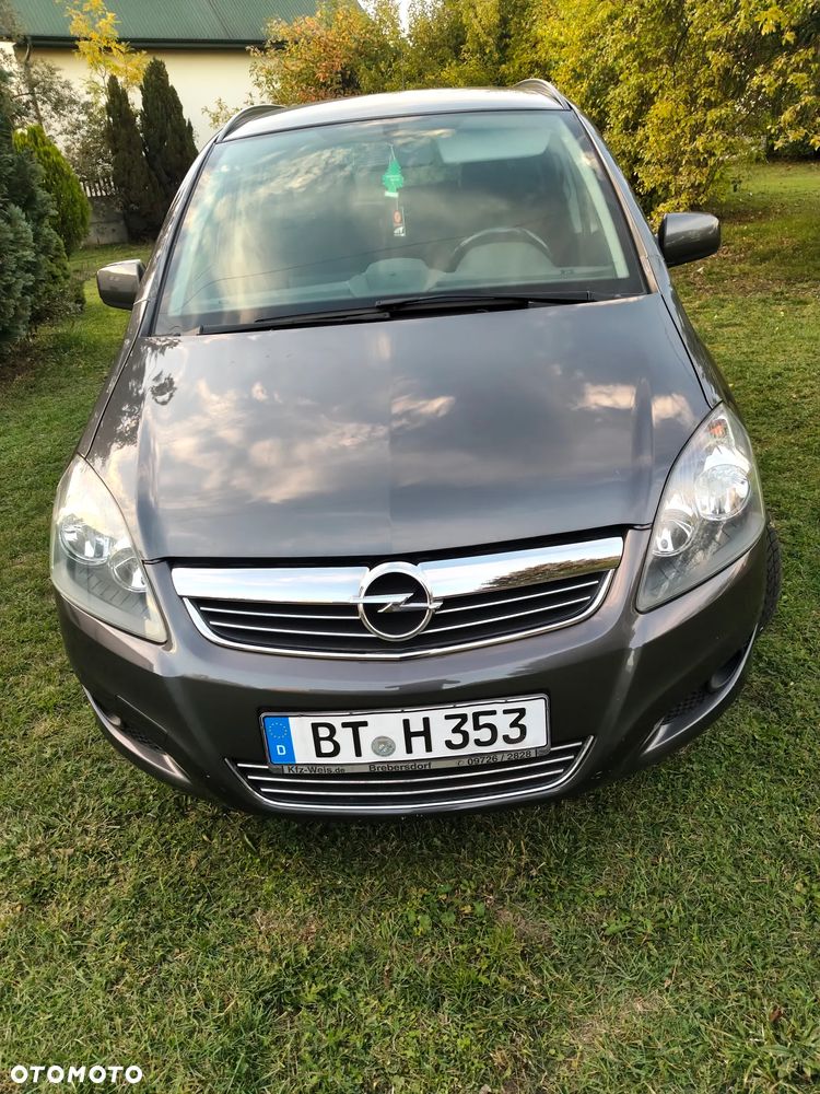 Opel Zafira - 12