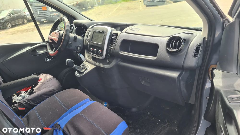 Renault Trafic - 9