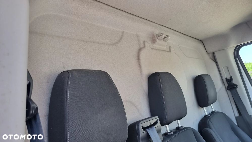 Ford Transit - 29
