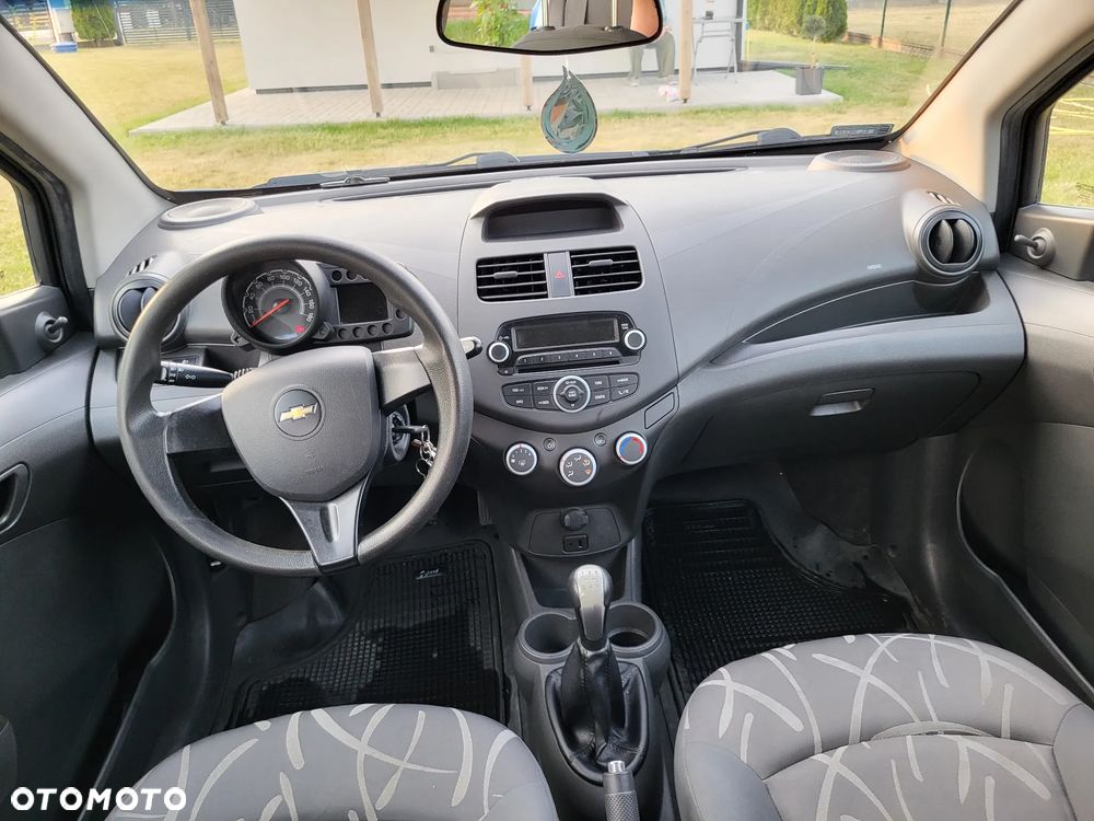 Chevrolet Spark 1.0 LS - 9