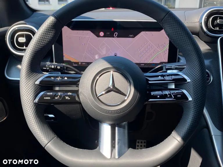 Mercedes-Benz GLC - 10