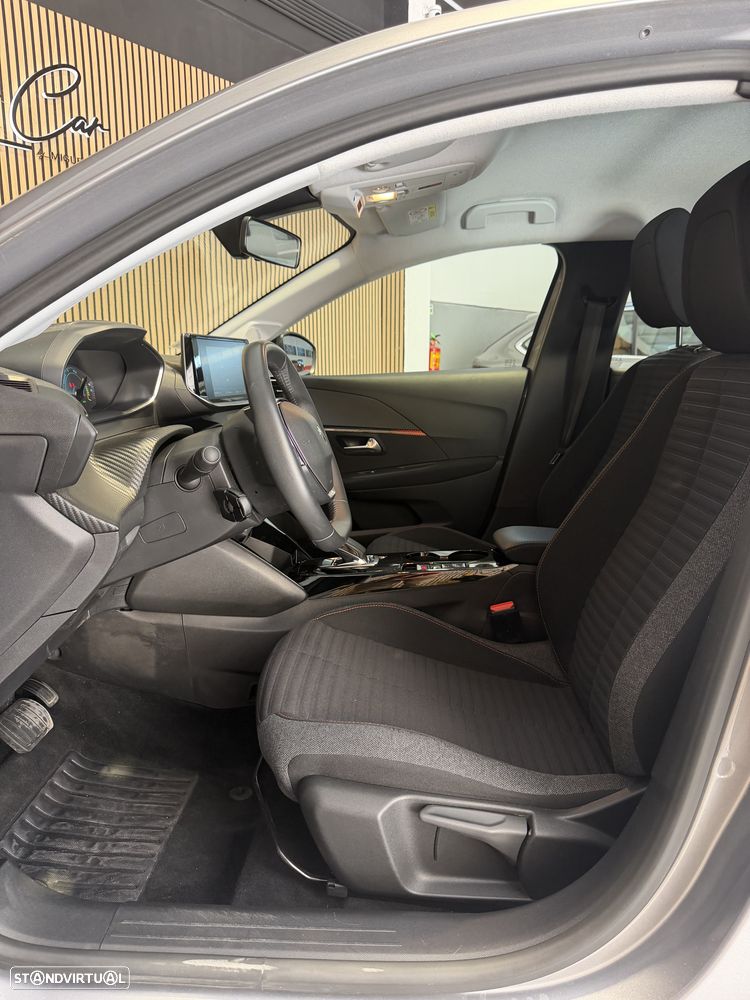 Peugeot e-208 Active - 7