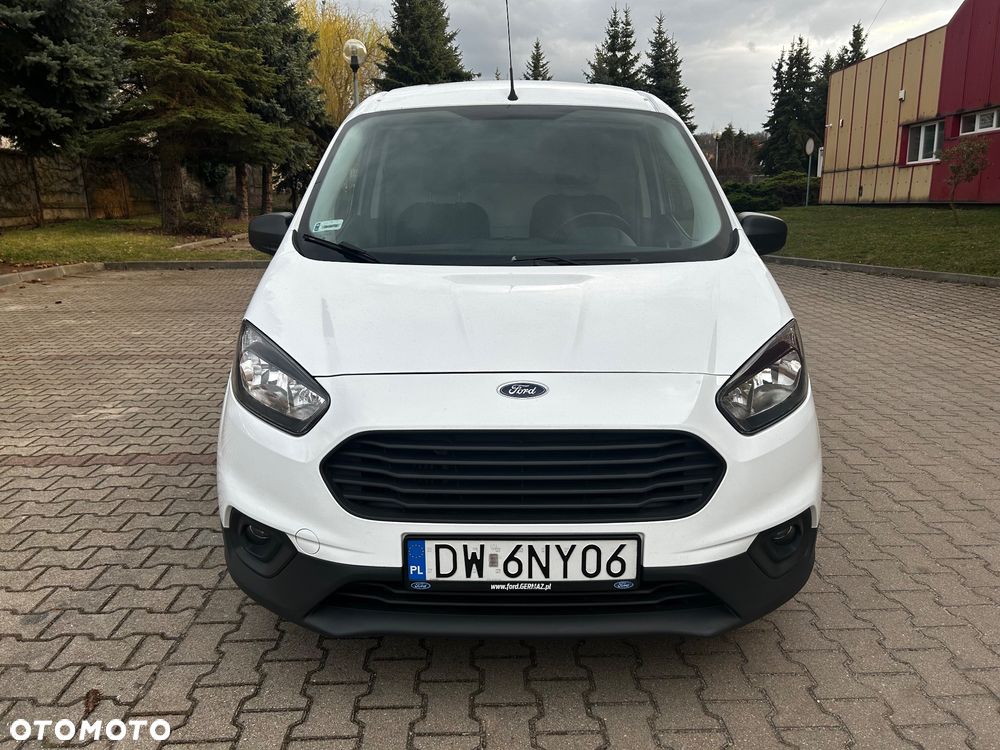 Ford Courier - 10
