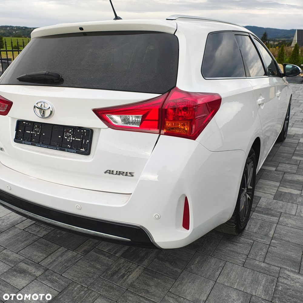 Toyota Auris 2.0 D-4D Premium Comfort - 6